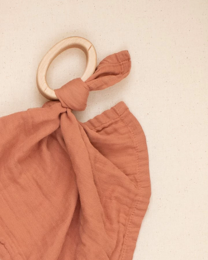 Organic Teether Lovie 5 Organic Teether Lovie - Image 3