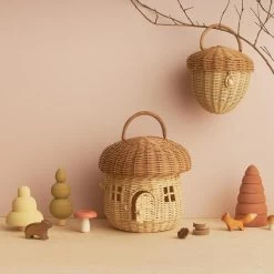 Acorn Basket -Baby Related Olliella Mushroom Acorn bags lifestyle 02 800x 109d563a f161 45e4 8e42 6136b38c09df
